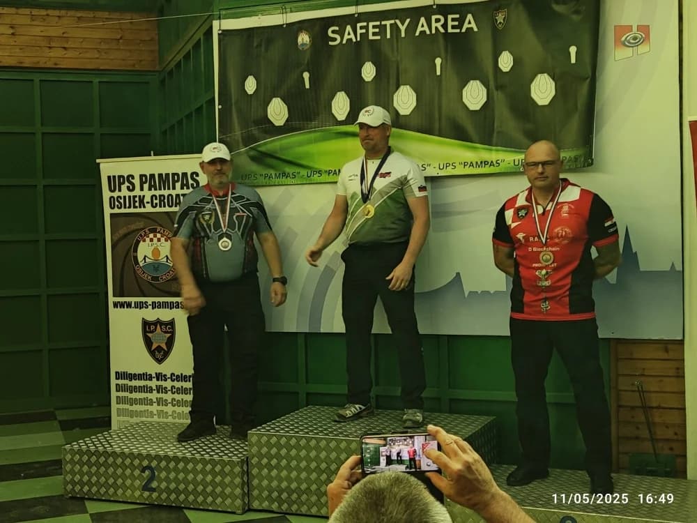Darko Nađ Cup: Požežani osvojili dvije medalje na natjecanju u praktičnom streljaštvu u Osijeku