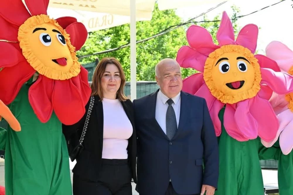 Lipik u cvjetnom ruhu: Trinaesti Sajam cvijeća i ukrasnog bilja okupio brojne posjetitelje