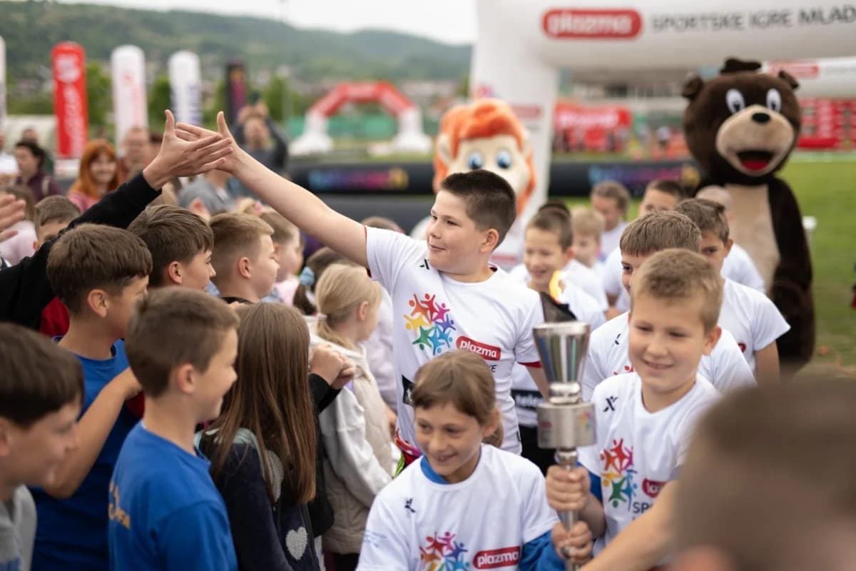 Zajedništvo i fer natjecanje na Telemach Danu sporta u Požegi – Vatreni Kempfovci i Opaki Kempfići putuju u Rijeku na Državnu završnicu