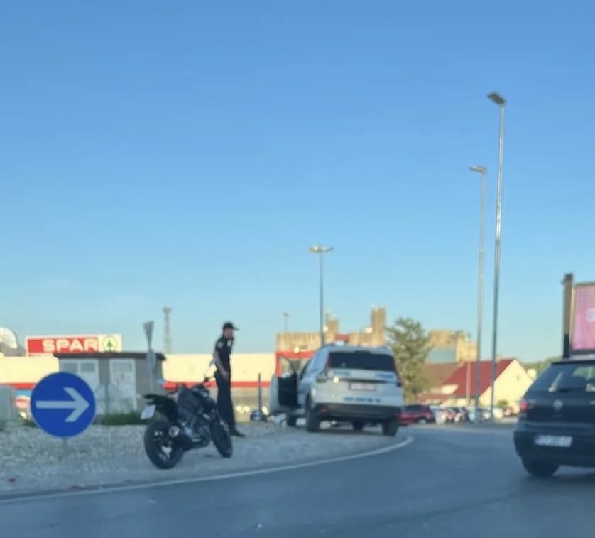 U Požegi sudar između osobnog automobila i motocikla