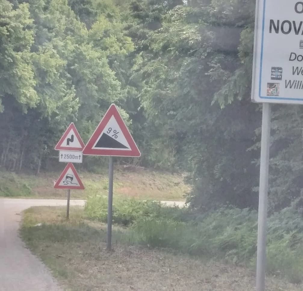 Granica između Požege i Nove Kapele kao granica svjetova: S jedne strane džungla, s druge strane red i čistoća