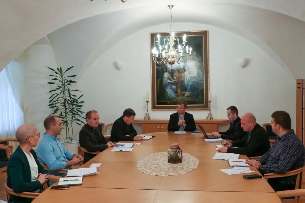 Konstituirajuća sjednica Organizacijskog odbora Susreta hrvatske katoličke mladeži u Požegi