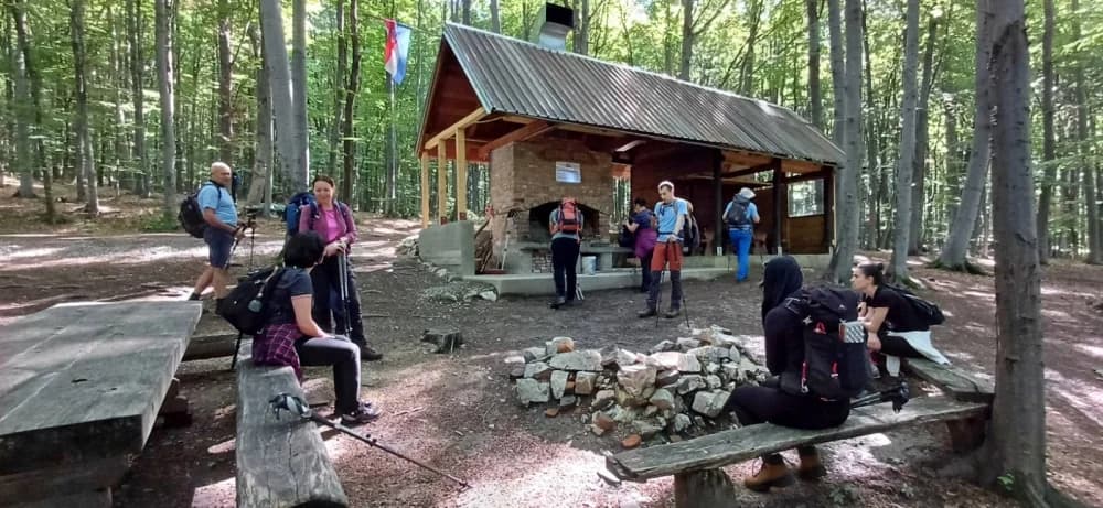 Izlet na vrh Papuka - HPD Gojzerica Požega - nedjelja 25.05.2025.