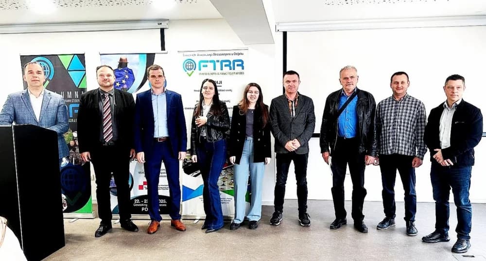 Požega u srcu Europe: ’EU Talks’ osnažuje mlade za demokraciju u praksi