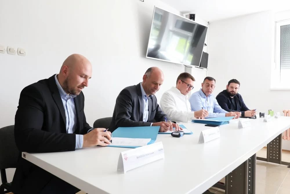 Požeška bolnica kreće u vrijednu investiciju: Adaptacija i opremanje Odjela za neurologiju i psihijatriju u vrijednosti 1,1 milijun eura