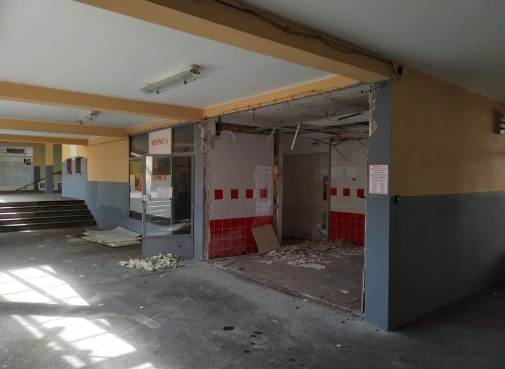 Počelo uklanjanje stare tržnice – Požega ulazi u novu fazu uređenja povijesne jezgre
