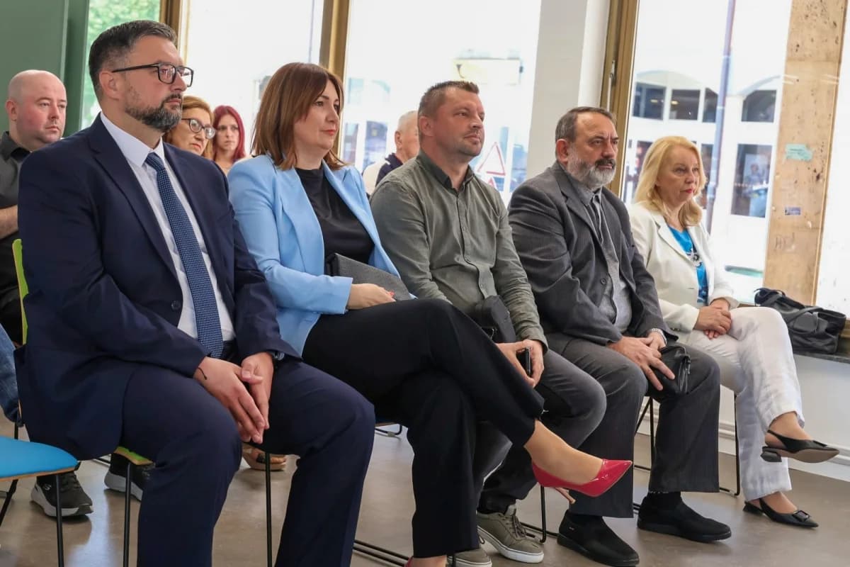 Županica uručila ugovore za projekte usmjerene djeci, mladima, starijima i osobama s invaliditetom