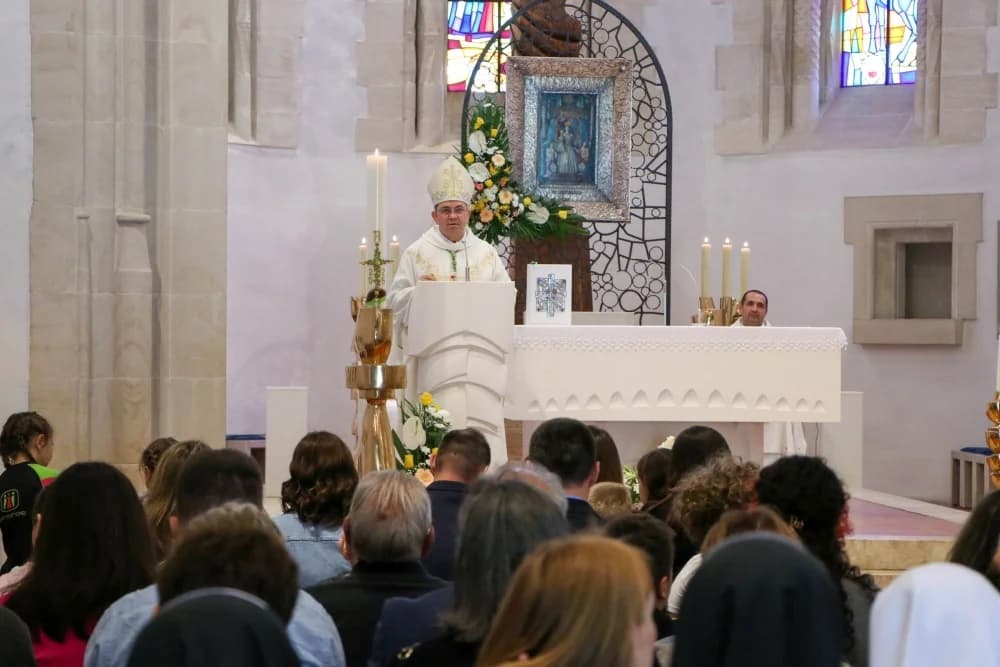 Biskupijsko hodočašće zdravstvenih djelatnika Gospi Voćinskoj