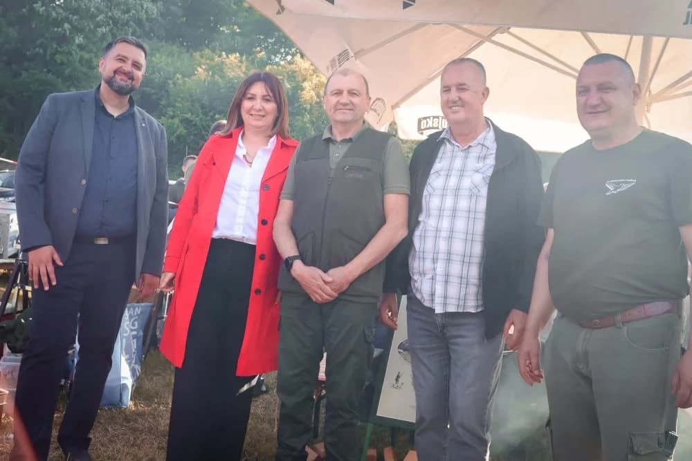 Četvrta Brestovačka fišijada okupila 44 ekipe i brojne posjetitelje