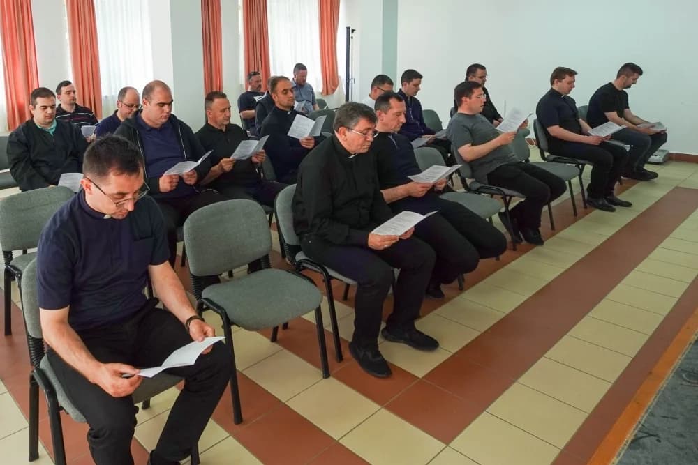 Završni susret trajne formacije mladih svećenika i đakona Požeške biskupije