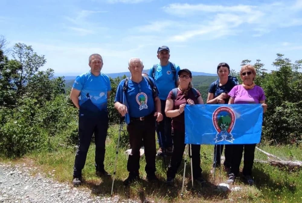 Planinarke i planinari HPD Sokolovca hodali su neoznačenim putovima Papuka u društvu raznovrsne divljači!