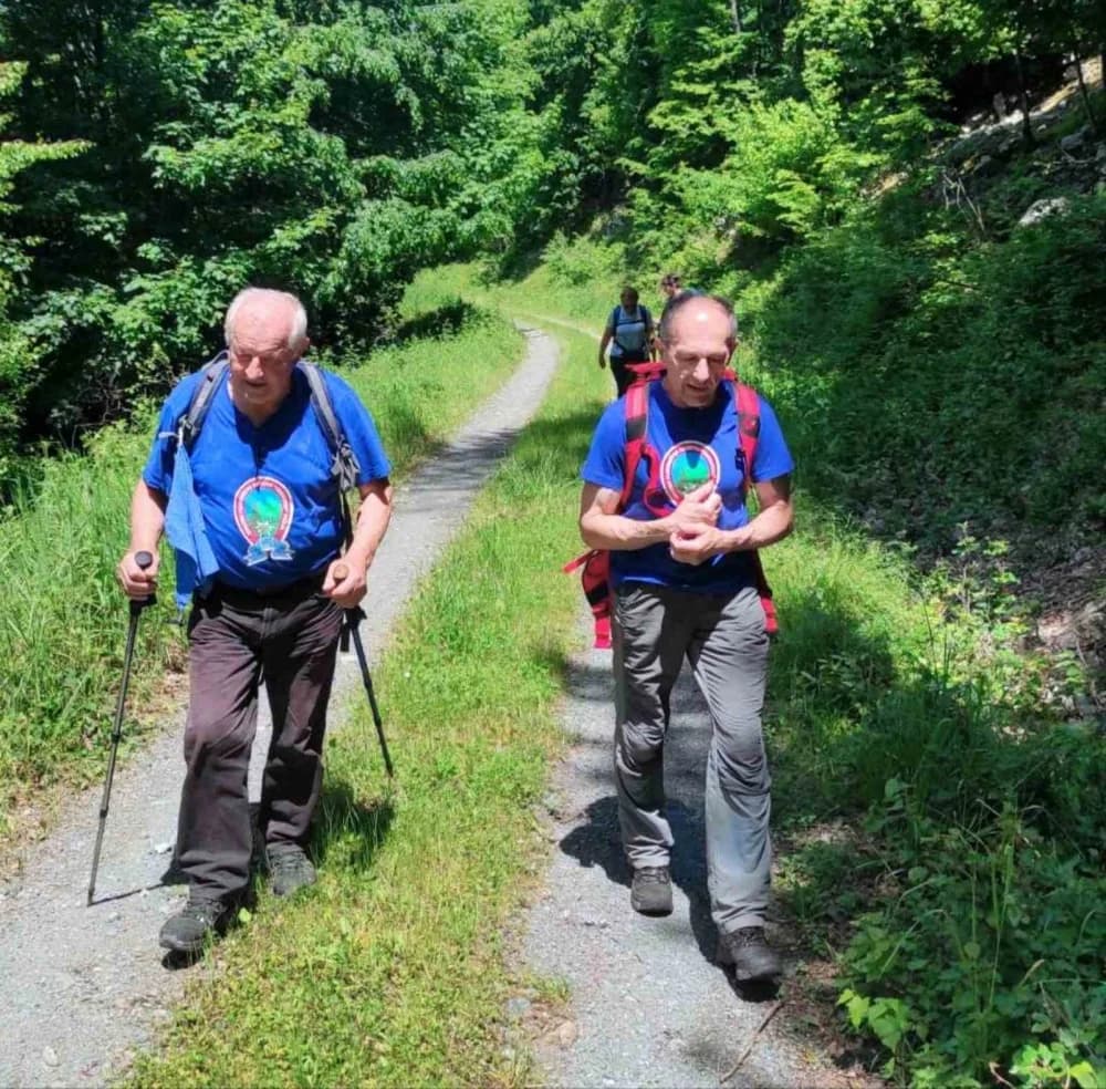 Planinarke i planinari HPD Sokolovca hodali su neoznačenim putovima Papuka u društvu raznovrsne divljači!
