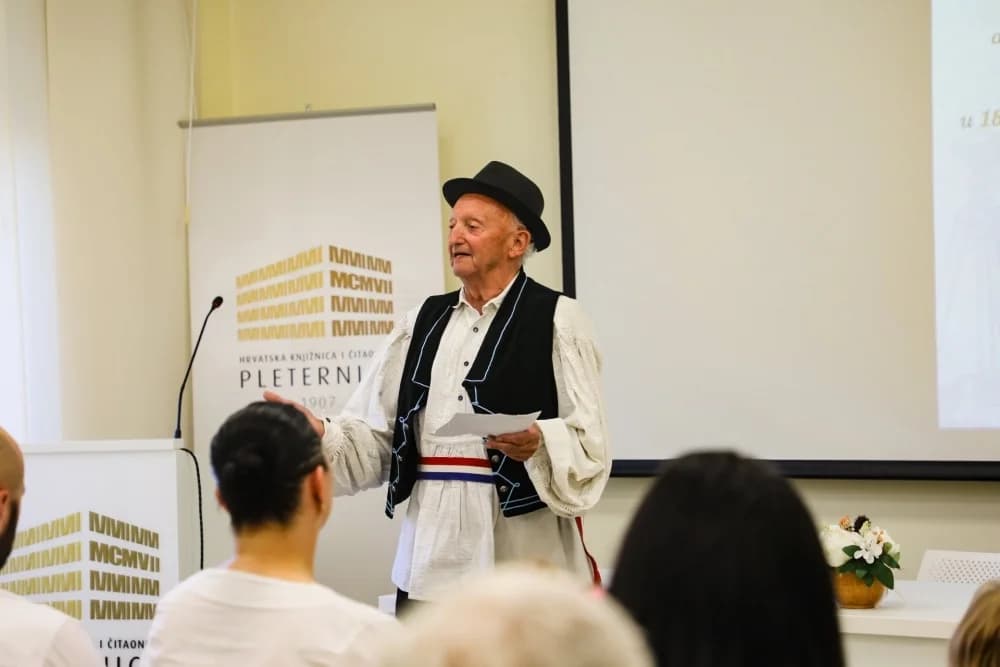 Čuvari baštine pred objektivom: Otvorena izložba „Čuvajmo tradiciju“
