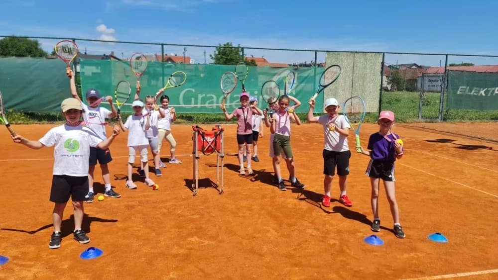 Održano Otvoreno prvenstvo Požege za najmlađe tenisače