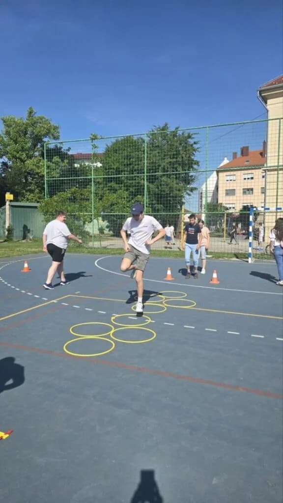 U OŠ Julija Kempfa danas je održan Sportski dan za učenike s teškoćama