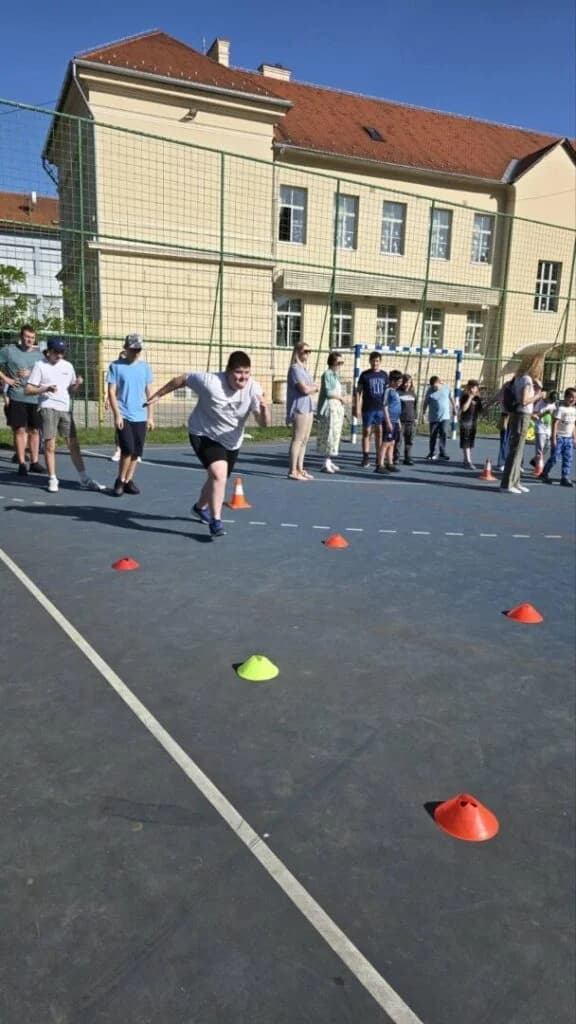 U OŠ Julija Kempfa danas je održan Sportski dan za učenike s teškoćama