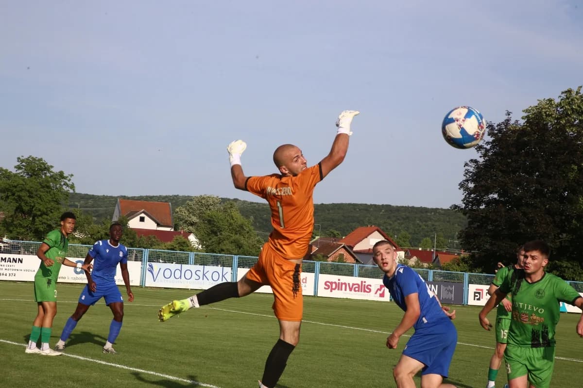 Galerija polufinala Kupa: NK ’Slavija’ Pleternica - NK ’Kutjevo’ 1:0