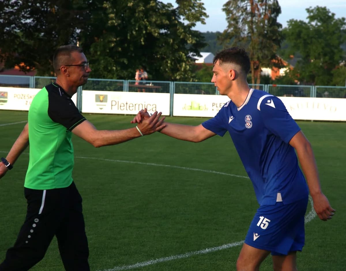 Galerija polufinala Kupa: NK ’Slavija’ Pleternica - NK ’Kutjevo’ 1:0
