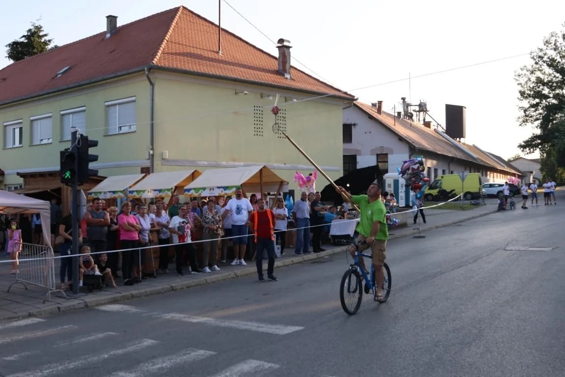 Pobjednik ovogodišnje Vinske alke Mihovil Štivić, a Vinskog maratona Matej Gomerčić