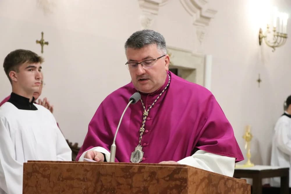 U požeškoj Katedrali uvedeni u službu novi kanonici