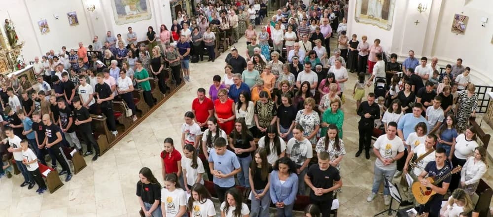 U požeškoj Katedrali uvedeni u službu novi kanonici