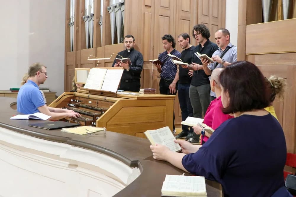 Duhovsko bdijenje u požeškoj Katedrali