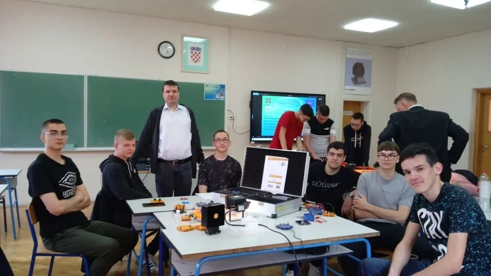 Izvori budućnosti: Daroviti umovi u potrazi za čistom energijom