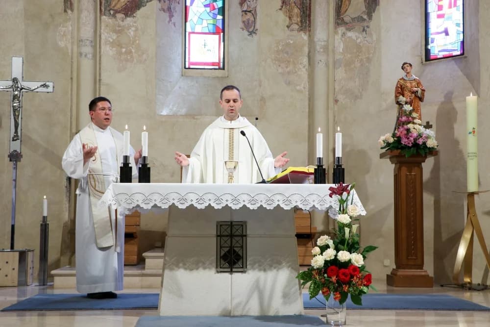 Spomen na poginule požeške branitelje u crkvi sv. Lovre