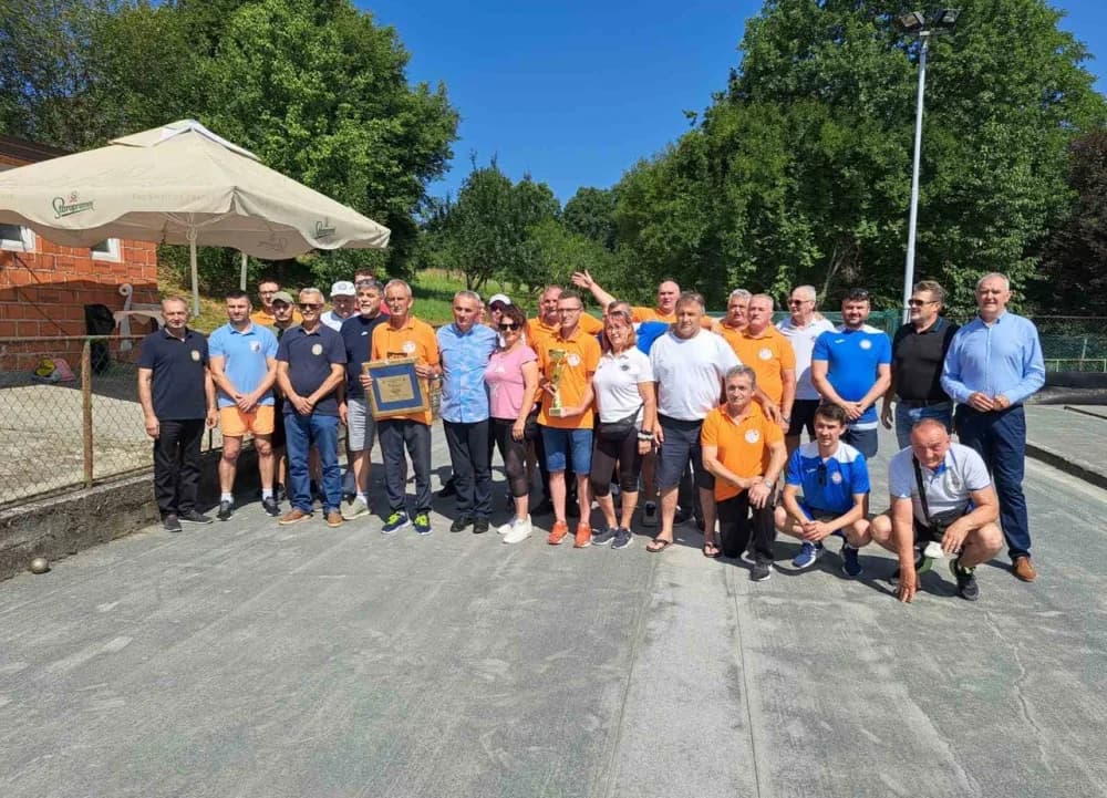 30 godina Boćarskog kluba Smrik iz Golobrdaca