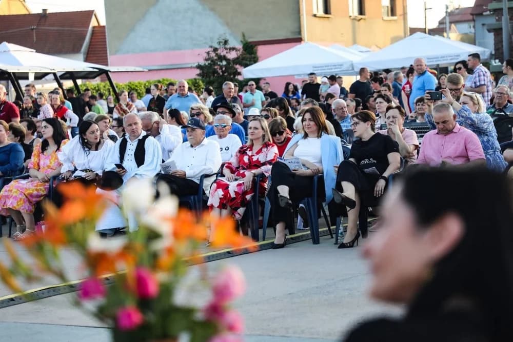 LIDAS 2025: Pleternica okupila brojne folkloraše iz Hrvatske i inozemstva