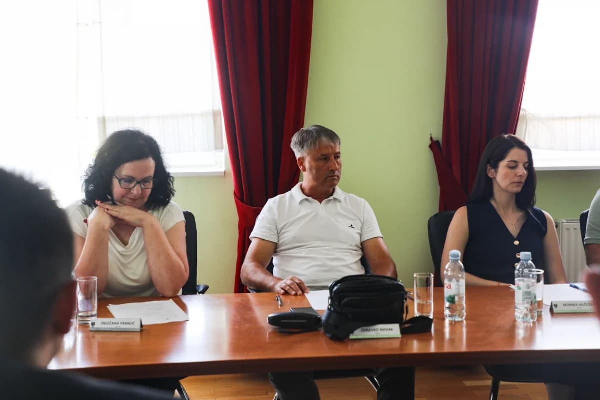 Konstituirano Gradsko vijeće Grada Pleternice - Predsjednik Domagoj Katić, potpredsjednici Marko Markota i Marko Vidakušić