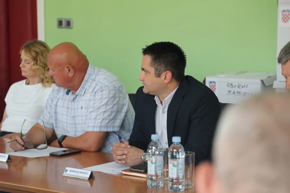 Konstituirano Gradsko vijeće Grada Pleternice - Predsjednik Domagoj Katić, potpredsjednici Marko Markota i Marko Vidakušić