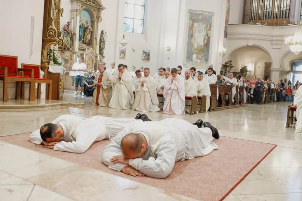 Prezbitersko ređenje u požeškoj Katedrali
