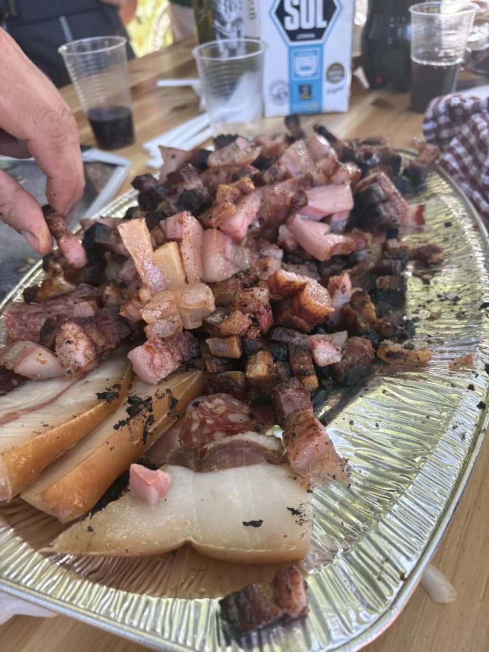 Slanvin 2025.’ u Kaptolu: Spoj Akademske Energije i Planinarske Tradicije Obogatio Festival Slanine i Vina