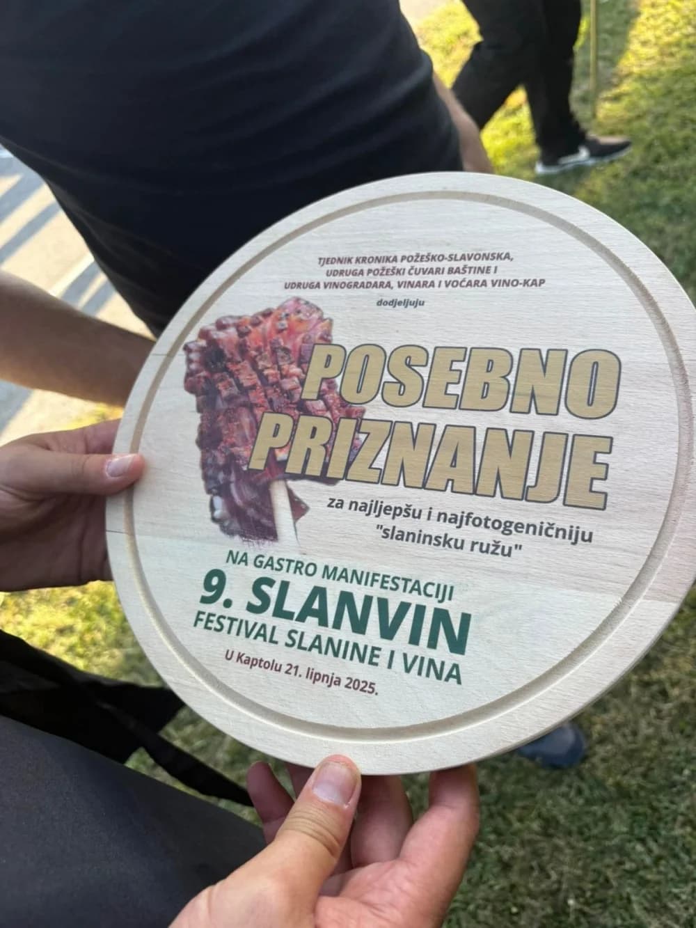 Slanvin 2025.’ u Kaptolu: Spoj Akademske Energije i Planinarske Tradicije Obogatio Festival Slanine i Vina
