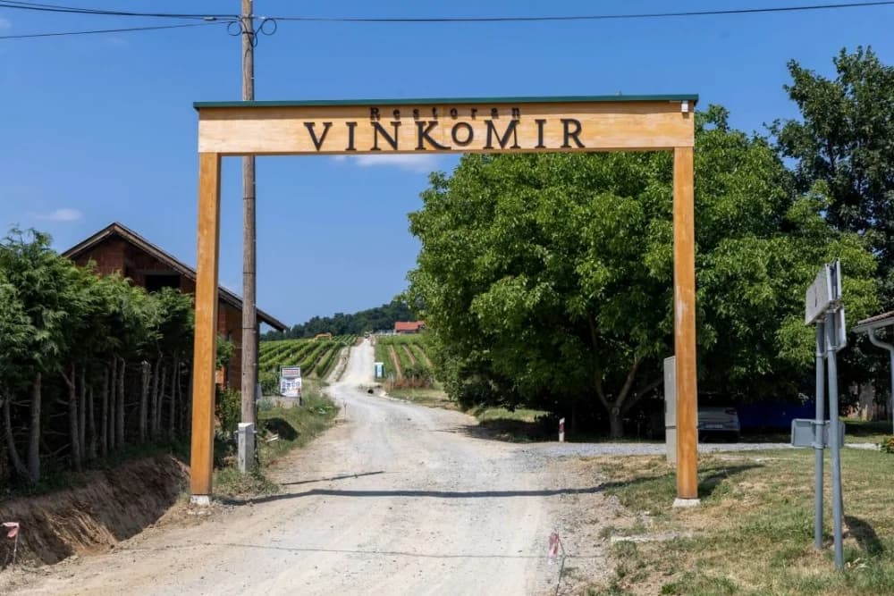 FOTO: Napreduju radovi na izgradnji prometnica u Kutjevu