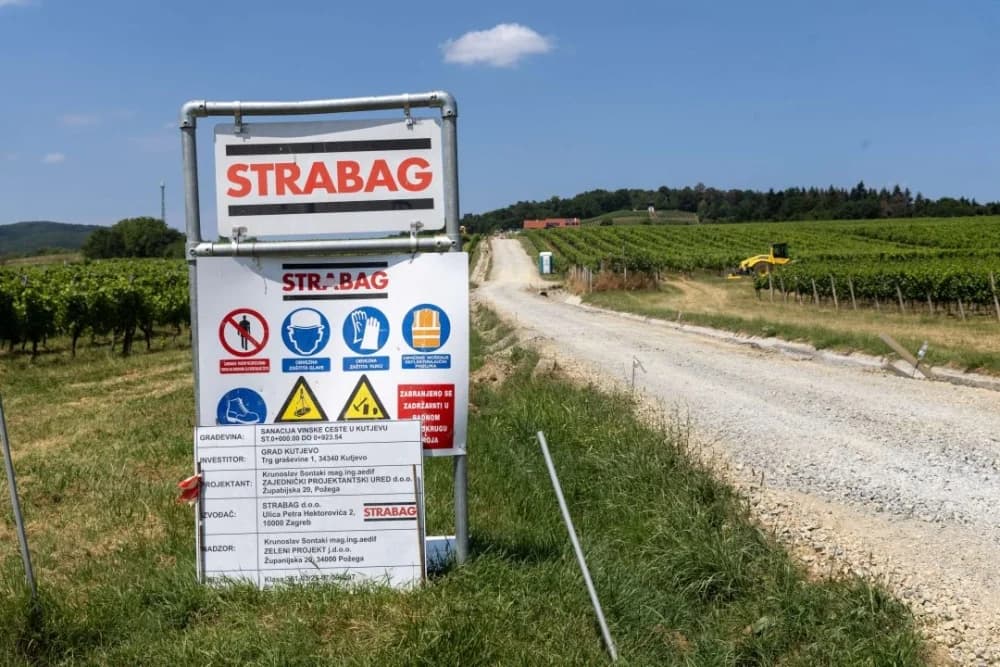 FOTO: Napreduju radovi na izgradnji prometnica u Kutjevu