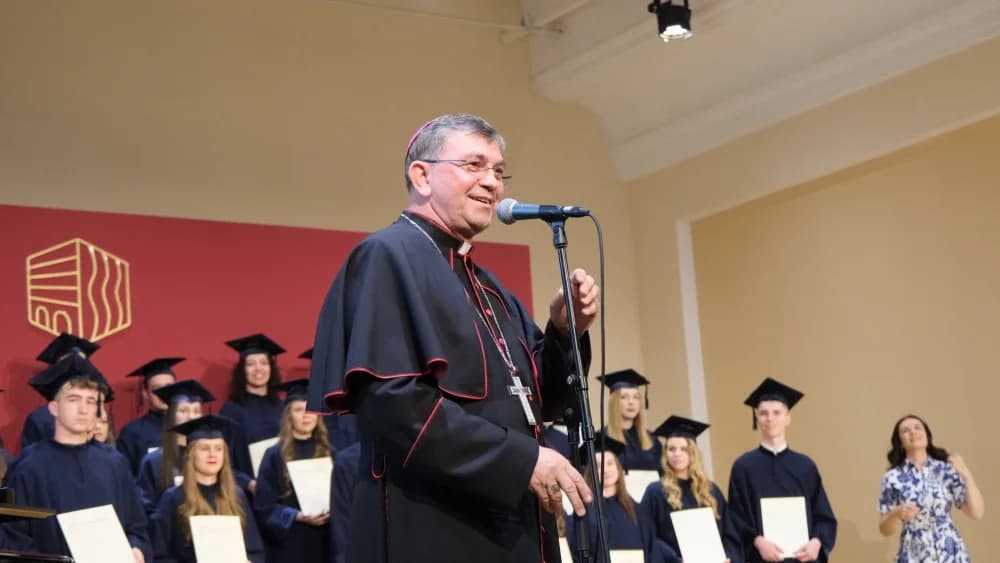 Svečanost oproštaja od petnaeste generacije maturanata Katoličke gimnazije u Požegi