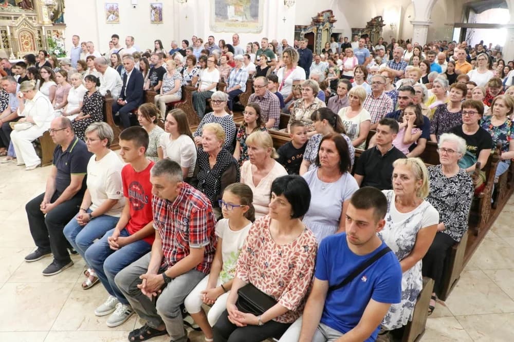 Slavlje svetkovine Presvetog Srca Isusova u požeškoj Katedrali