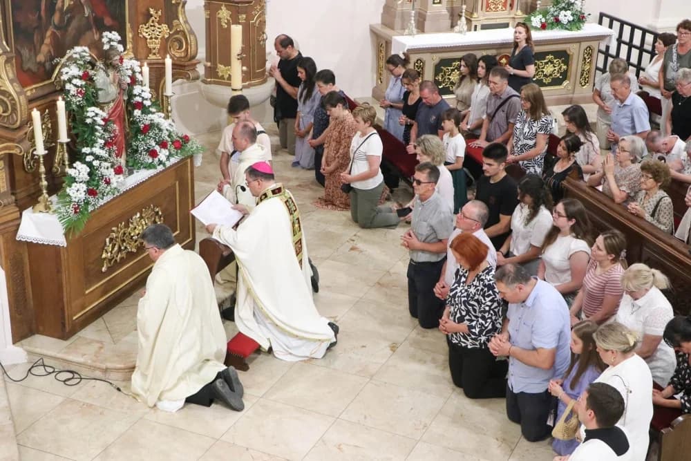 Slavlje svetkovine Presvetog Srca Isusova u požeškoj Katedrali