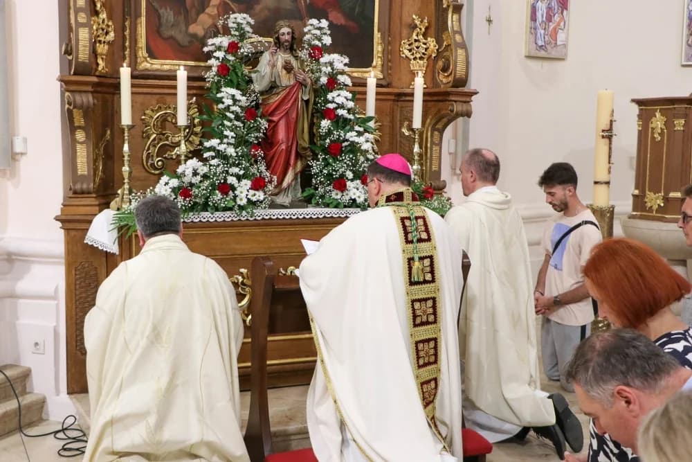 Slavlje svetkovine Presvetog Srca Isusova u požeškoj Katedrali