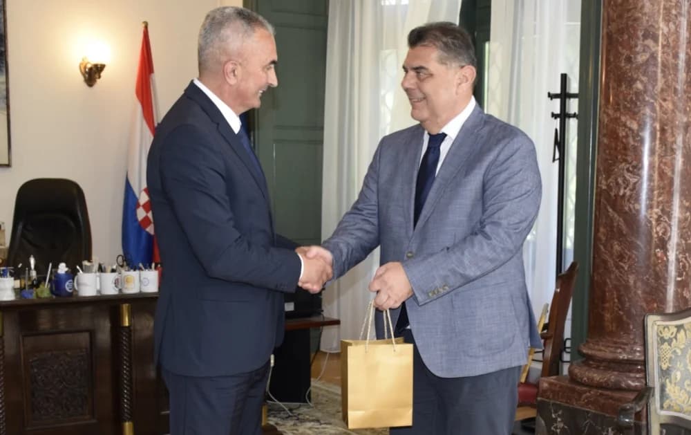 Požeški gradonačelnik na prijemu kod hrvatskoga veleposlanika u Mađarskoj