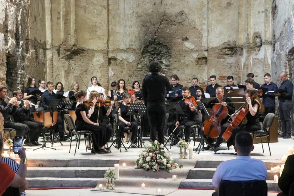 Koncert „Tu es Petrus“ u Starome gradu požeškoga Kaptola