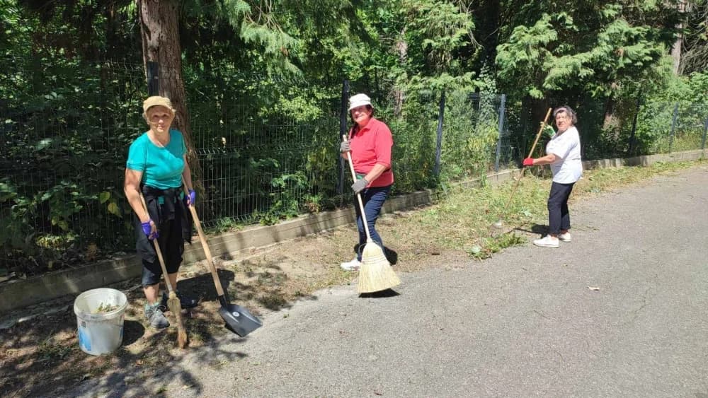 Radna akcija HPD-a ’Sokolovac’ Požega: Uređen dom ’Lapjak’ unatoč velikoj vrućini