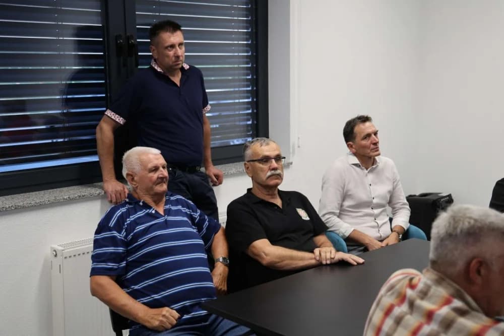 Održan okrugli stol uoči Dana branitelja: Sjećanje na zarobljavanje oklopnog vozila JNA