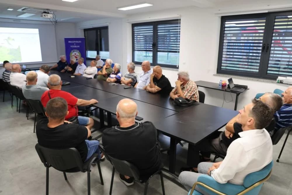Održan okrugli stol uoči Dana branitelja: Sjećanje na zarobljavanje oklopnog vozila JNA