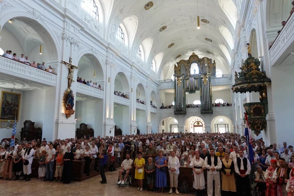 Biskup Ivo predvodio hodočasničko euharistijsko slavlje u Altöttingu