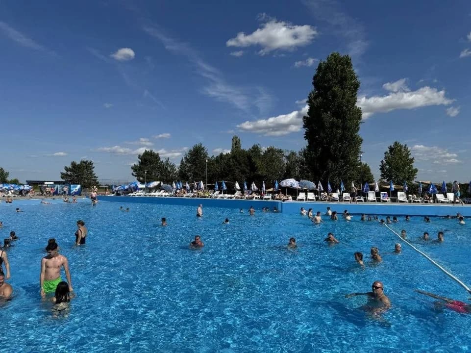 Sunčani vikend za pamćenje: Umirovljenici iz Kutjeva, Jakšića i Vetova s Udrugom La Bella Vita uživali na izletu