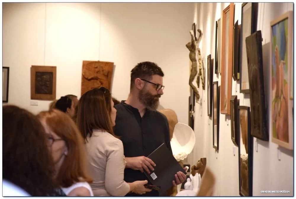 Svečano otvorena izložba „Život skulpture“ akademskog kipara Mladena Šimunovića u Gradskom muzeju Požega