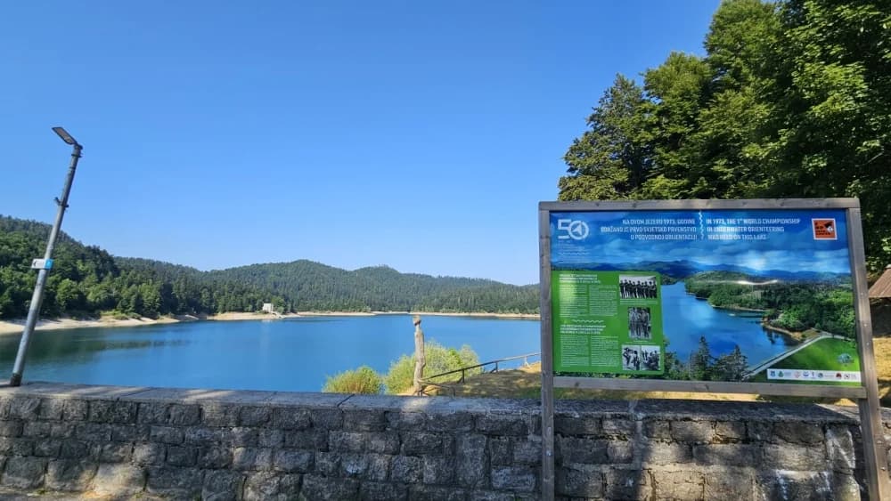 ’Gojzerice’ napravile izlet na Lokvarsko jezero u Gorski kotar